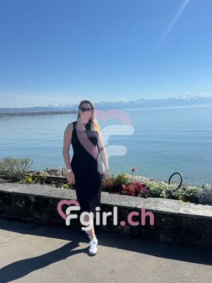 Lara - Masajista erótica en Genève
