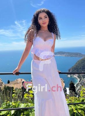 Lara - Escort à Fribourg
