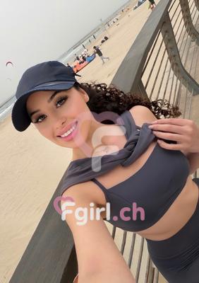 Lara - Escort à Fribourg
