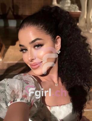 Lara - Escort à Fribourg