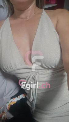 Lara - Escort en Fribourg
