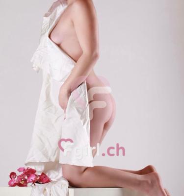 Lara - Escort in Lausanne
