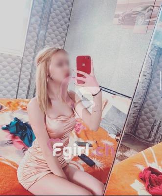 Lara - Escort in Martigny
