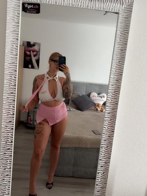 Lara - Escort in Délémont
