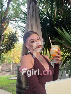 Lara - Escort en Yverdon-les-Bains
