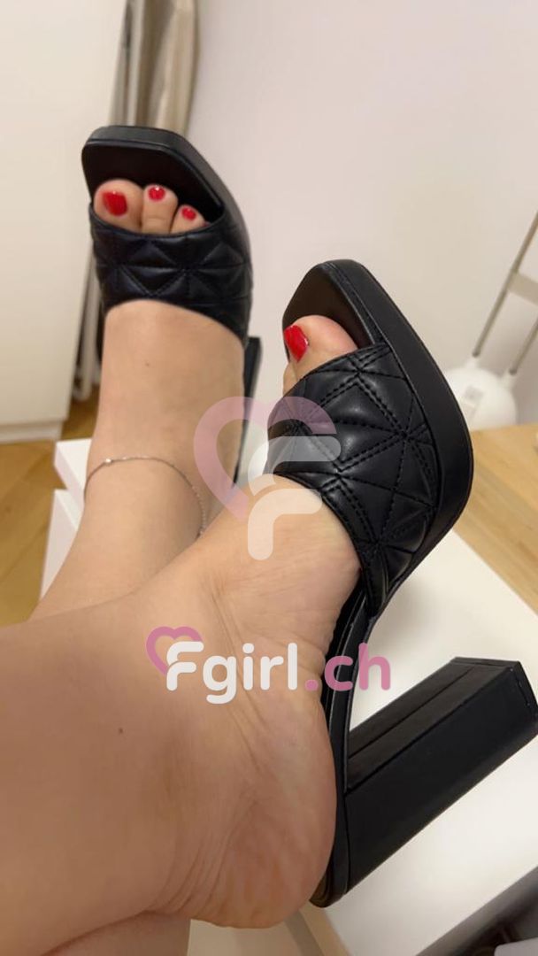 Lara – Geneva photo 3