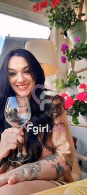 Larissa - Escort in Lausanne
