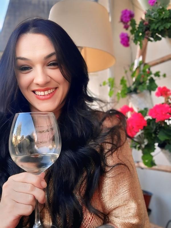Larissa - Escort in Lausanne
