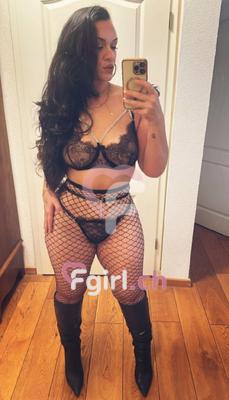 Larissa - Escort in Lausanne