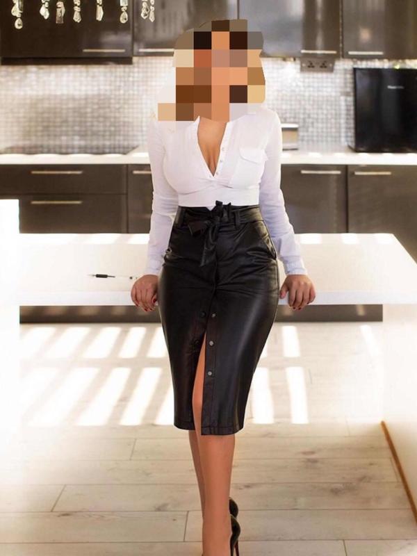 Larra - Escort à Basel
