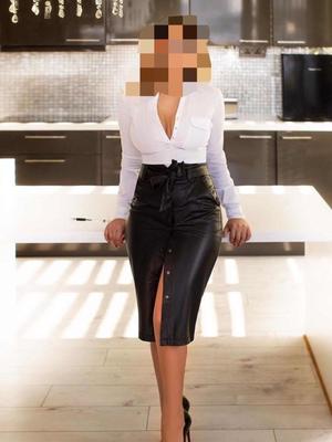 Larra - Escort à Basel
