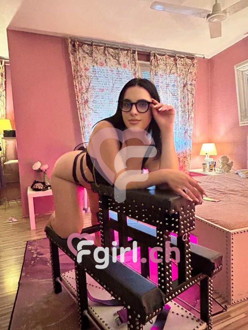 Larysa – La Chaux-de-Fonds photo 2