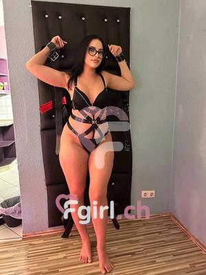 Larysa - Escort en Biel/Bienne
