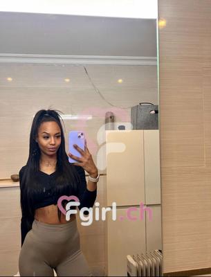 Laura - Escort in Monthey