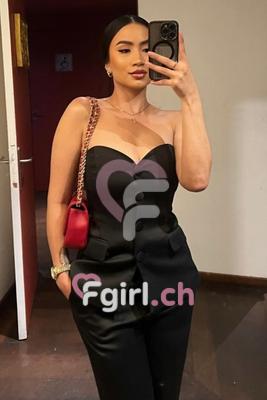 Laura - Escort in Genf