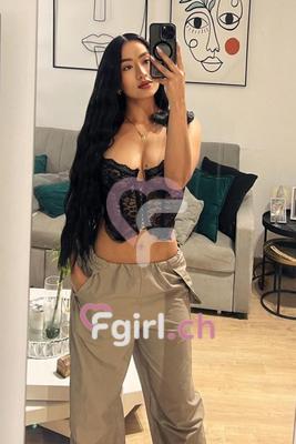 Laura - Escort in Genf