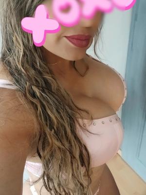 Laura - Escort à Vétroz
