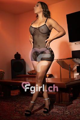 Laura - Escort in Lausanne
