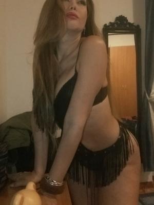 Laura - Escort in Sierre
