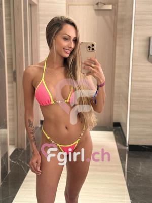 Laura - Escort a Genève
