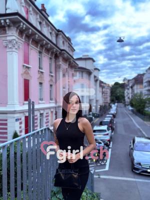 Laura - Escort in Sierre
