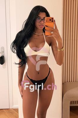 Laura - Escort à Genève
