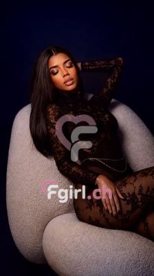 Laura - Escort à Genève

