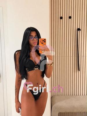 Laura - Escort à Genève
