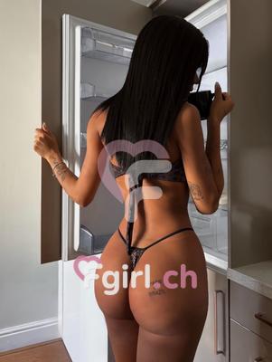 Laura - Escort à Genève
