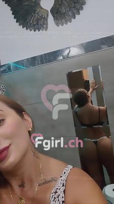 Laura - Escort à Fribourg
