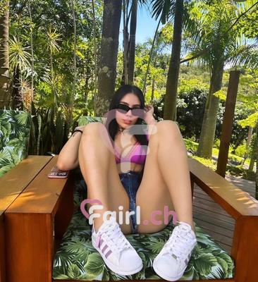Laura - Escort à Fribourg

