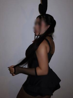 Laura - Escort à Fribourg
