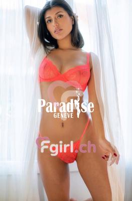 Laura - Escort in Genf
