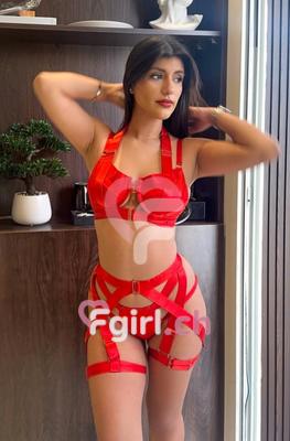 Laura - Escort in Genf

