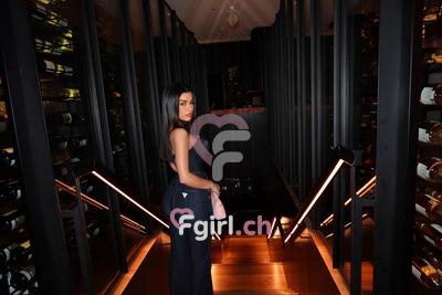 Laura - Escort à Fribourg
