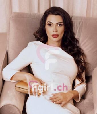 Laura - Escort à Fribourg
