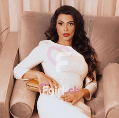 Laura - Escort in Genf
