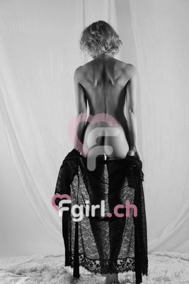 Laure - Escort in Lausanne
