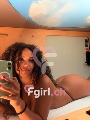 Layla - Escort en Lausanne
