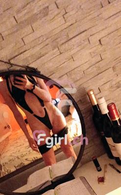 Lea - Massaggiatrice erotica a Lausanne
