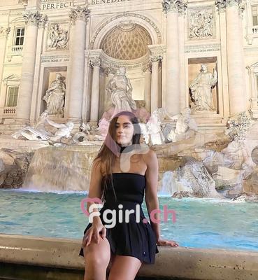 Lea - Escort en Fribourg
