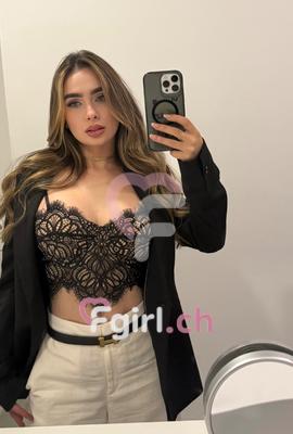 Leia - Escort à Lausanne