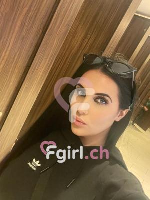 Leila - Escort à Neuchâtel
