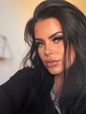 Lena - Escort in Neuenburg
