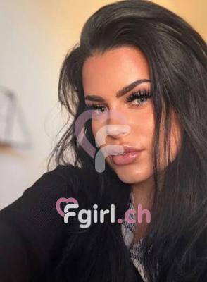 Lena - Escort à Neuchâtel
