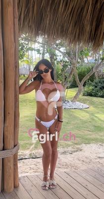 Lena - Escort à Neuchâtel
