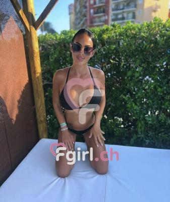 Lena - Escort à Neuchâtel
