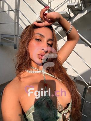 Lena - Escort à Neuchâtel