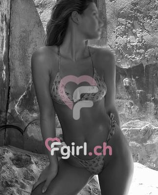 Léna - Erotic masseuse in Geneva
