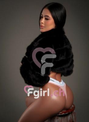 Leonara - Escort in Martigny
